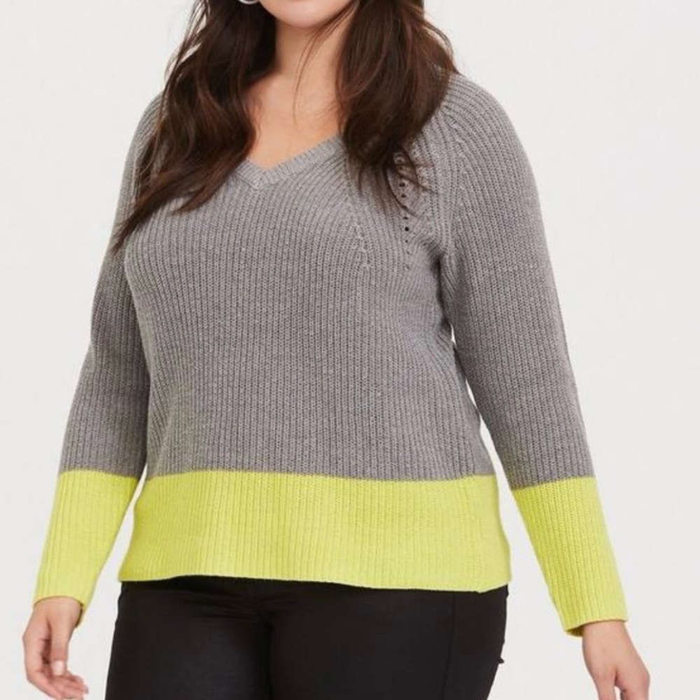Torrid Grey & Neon Yellow Colorblock Pointelle Pullover‎ V Neck Sweater 3X